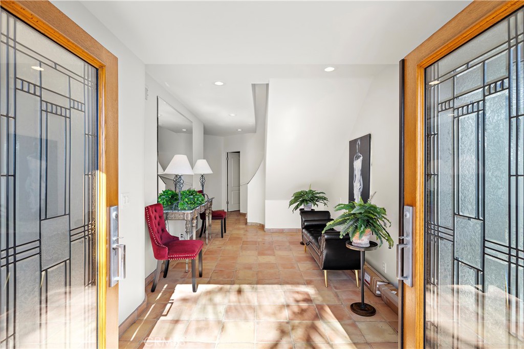 Mystic Hills (MH) - Residential Lease