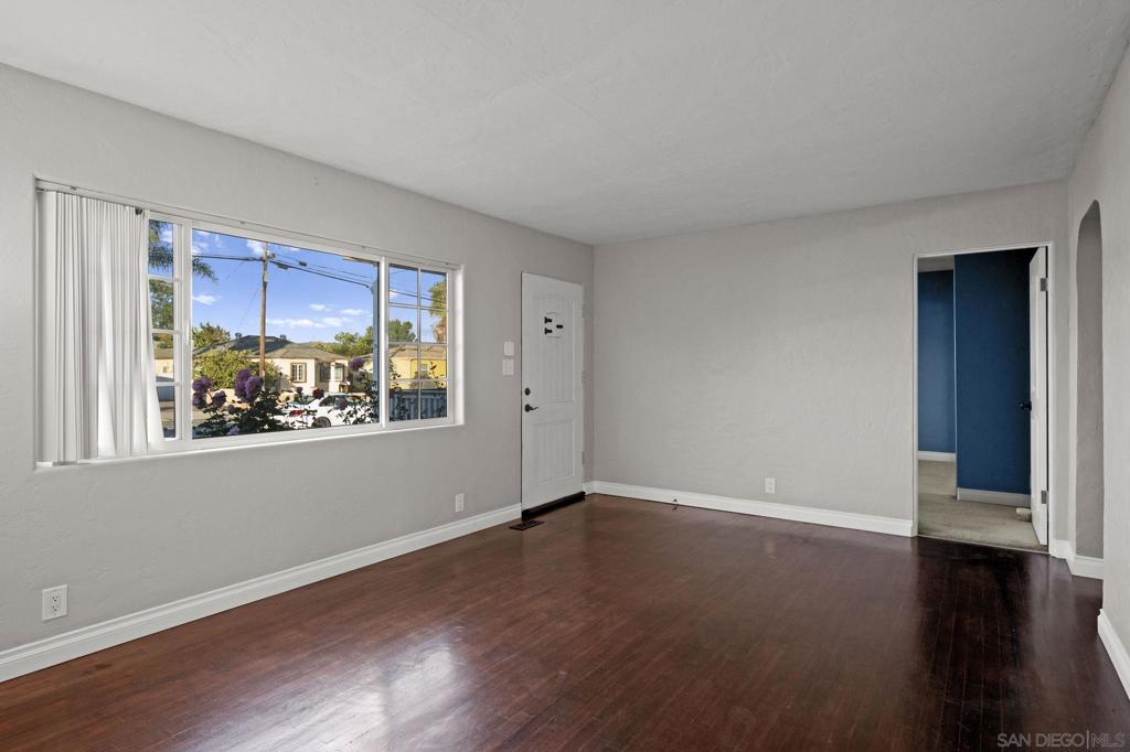 795 W Washington Ave