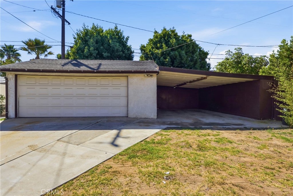 2308 Graham