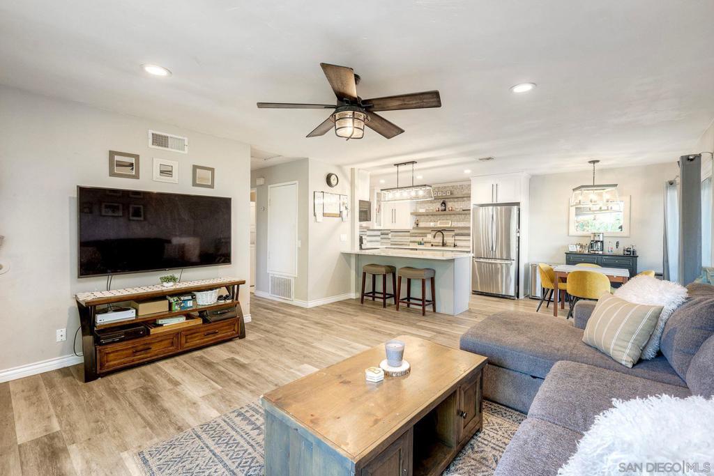 8930 Fletcher Valley Dr