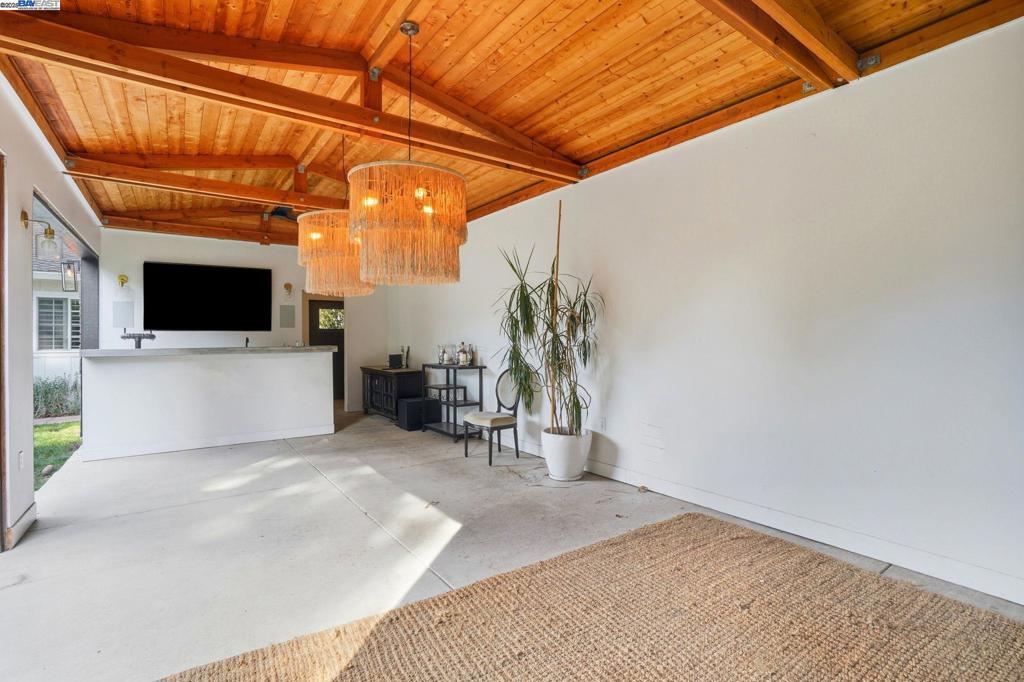 DANVILLE - Residential Lease