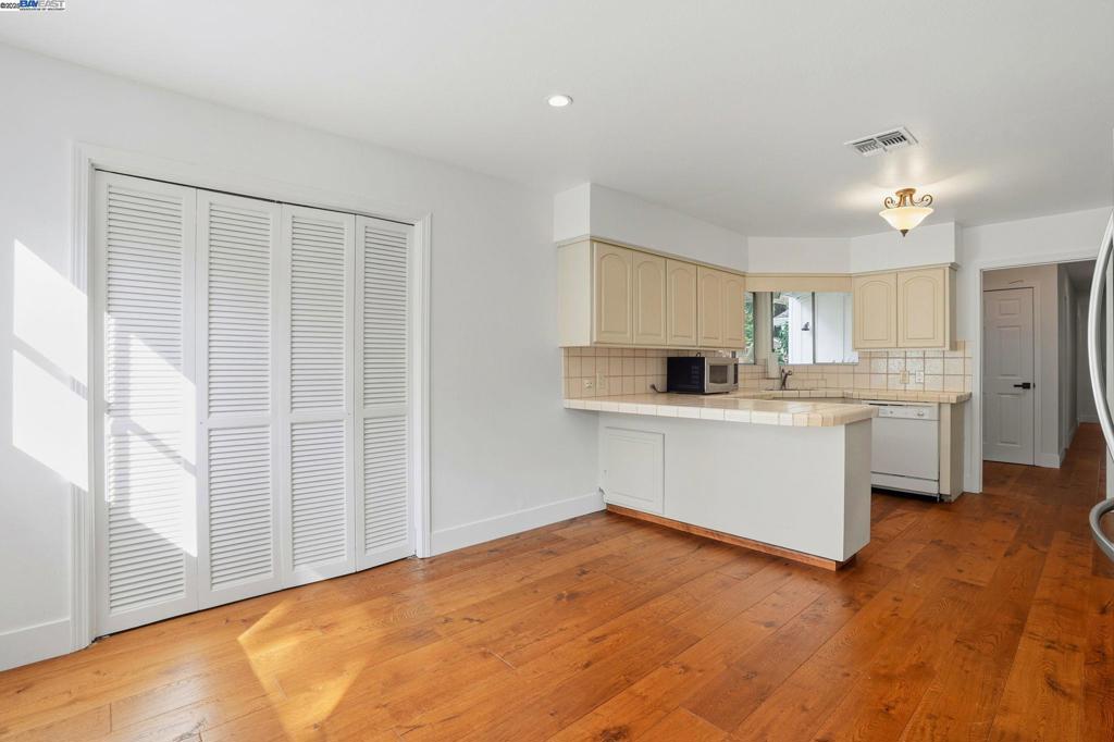 DANVILLE - Residential Lease
