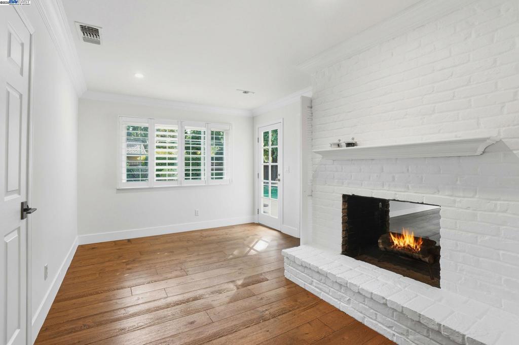 DANVILLE - Residential Lease