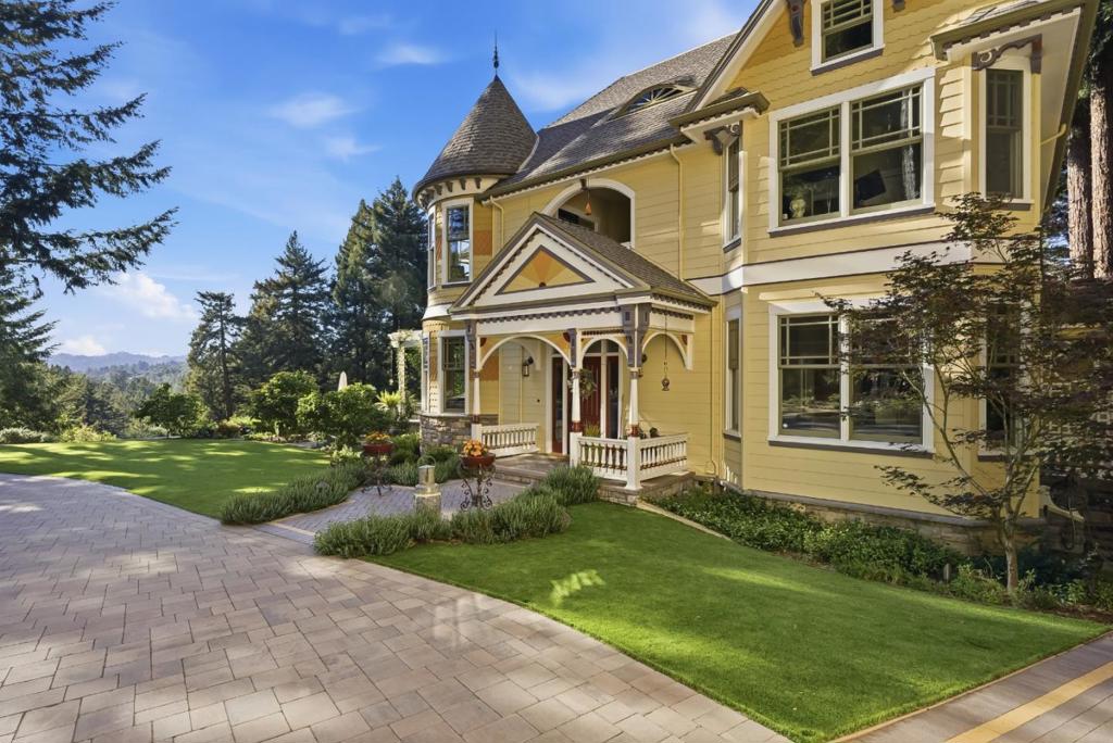 24431 Soquel San Jose Road
