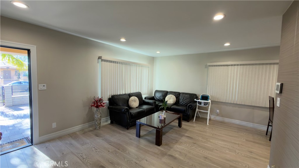 11057 Lemay