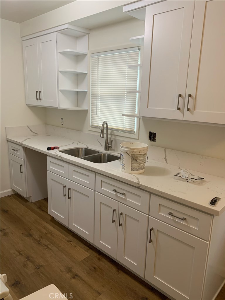 Properties 2 1025 W Clark Avenue C