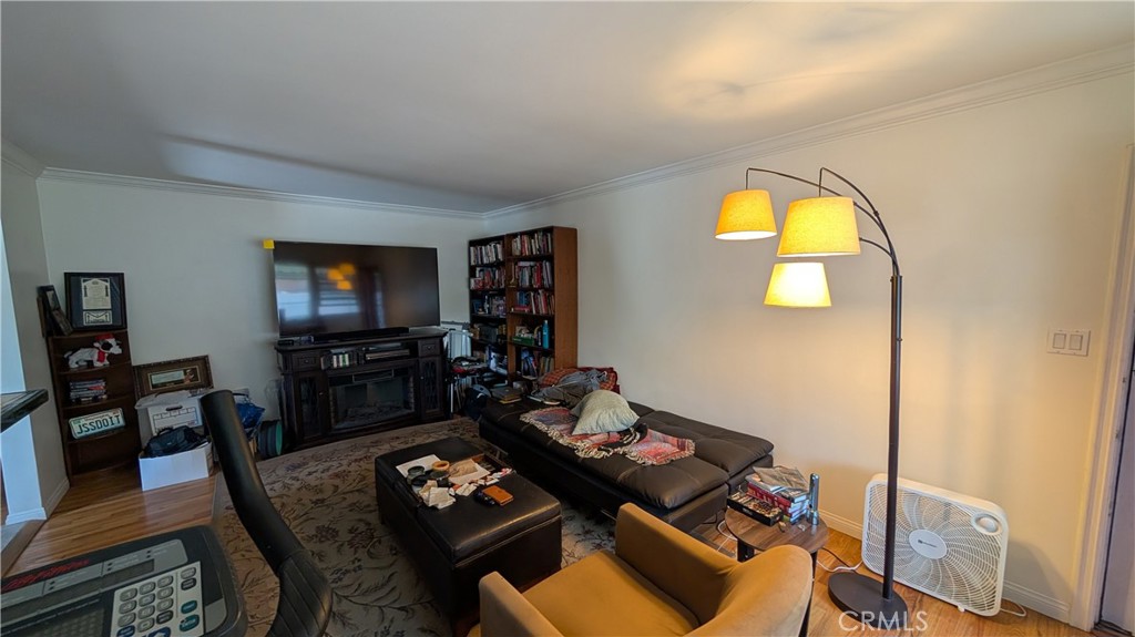 Properties 3 1025 W Clark Avenue C