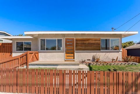 Photo of 3635 Tomahawk Ln, San Diego, CA 92117 (MLS # 260006836SD)