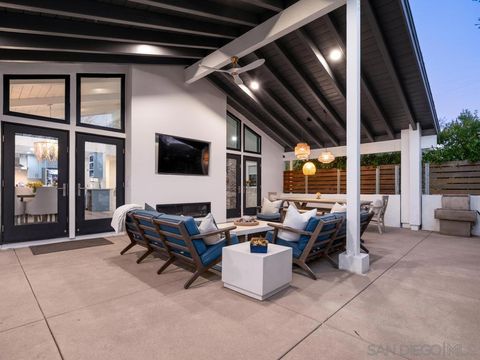 8804 Robinhood Lane La Jolla CA 92037