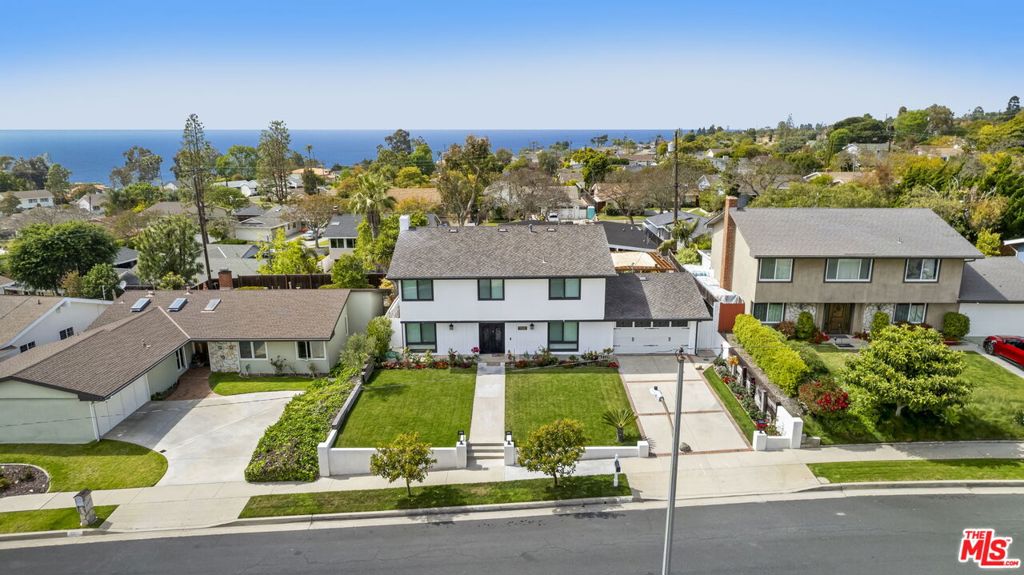 6923 Willowtree Drive