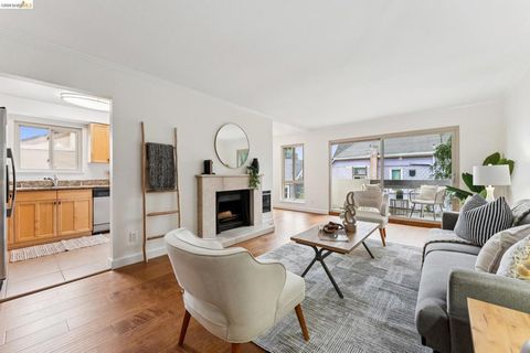 Photo of 77 Fairmount Ave Ave #203, Oakland, CA 94611 (MLS # 41131967)