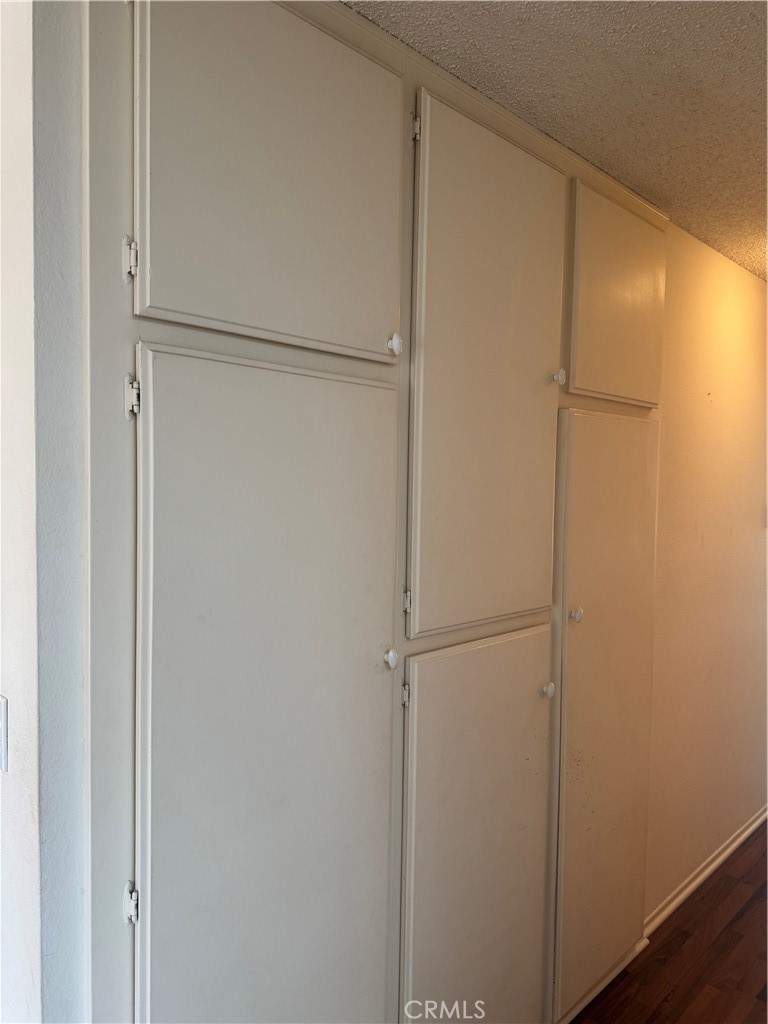 Huntington Landmark Townhomes (HLAN) - Residential