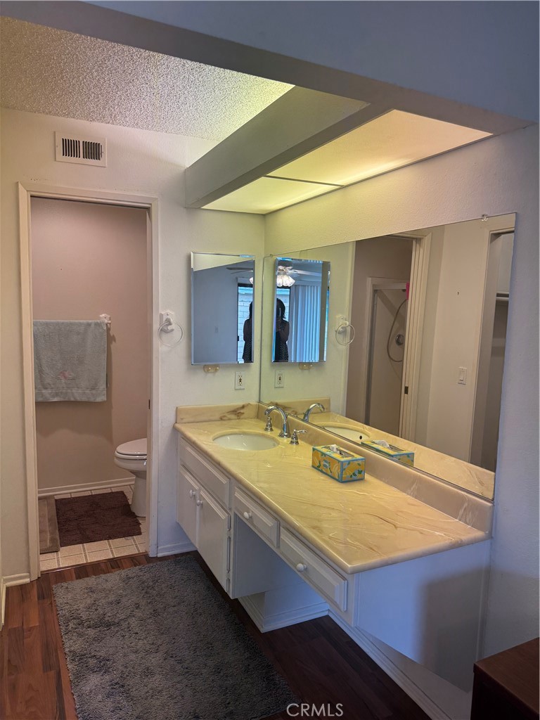 Huntington Landmark Townhomes (HLAN) - Residential
