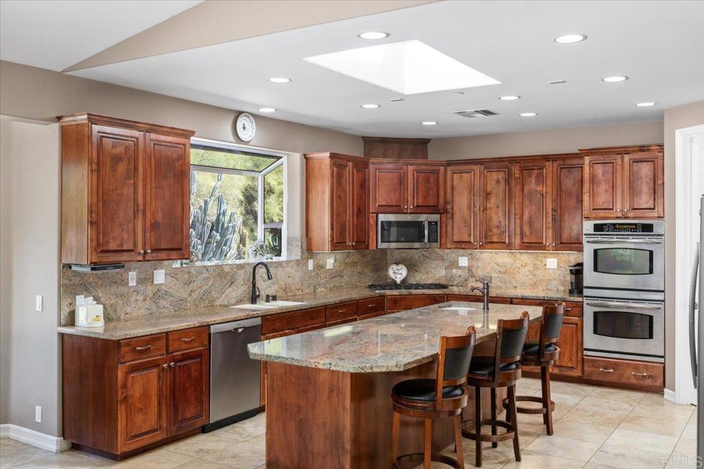 16270 Pauma Valley Dr