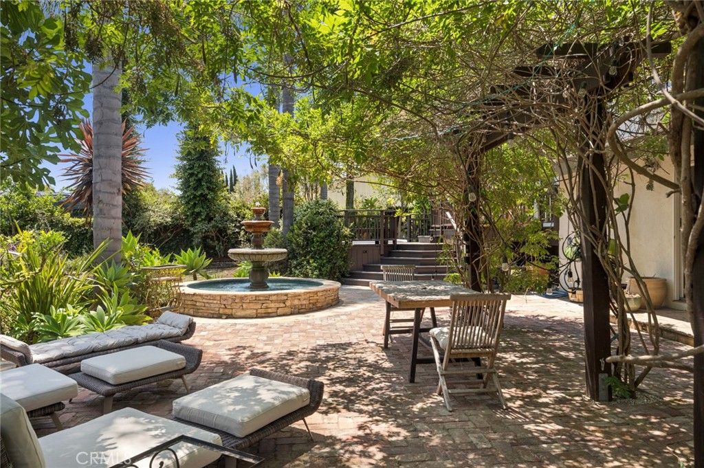 Photo of 31852 Paseo Alto Plano, San Juan Capistrano, CA 92675 (MLS # LG26108706)