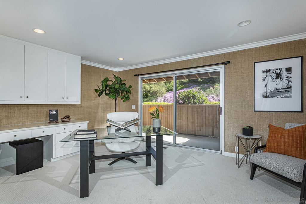 Rancho Santa Fe - Residential