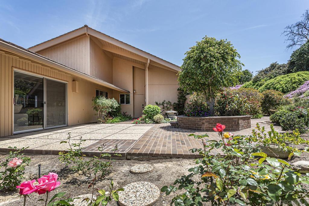 Rancho Santa Fe - Residential