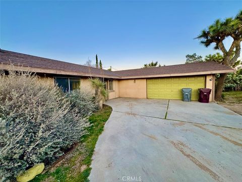 Photo of 56634 Mountain View Trail, Yucca Valley, CA 92284 (MLS # PW26028292)