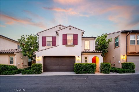 210 Desert Bloom Irvine CA 92618