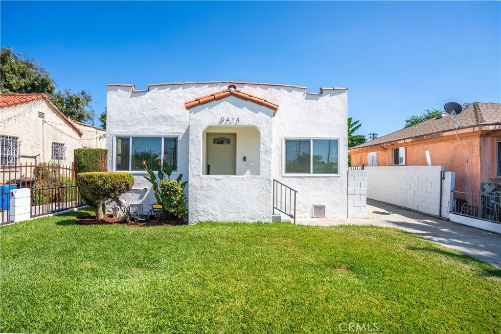 9414 Clovis