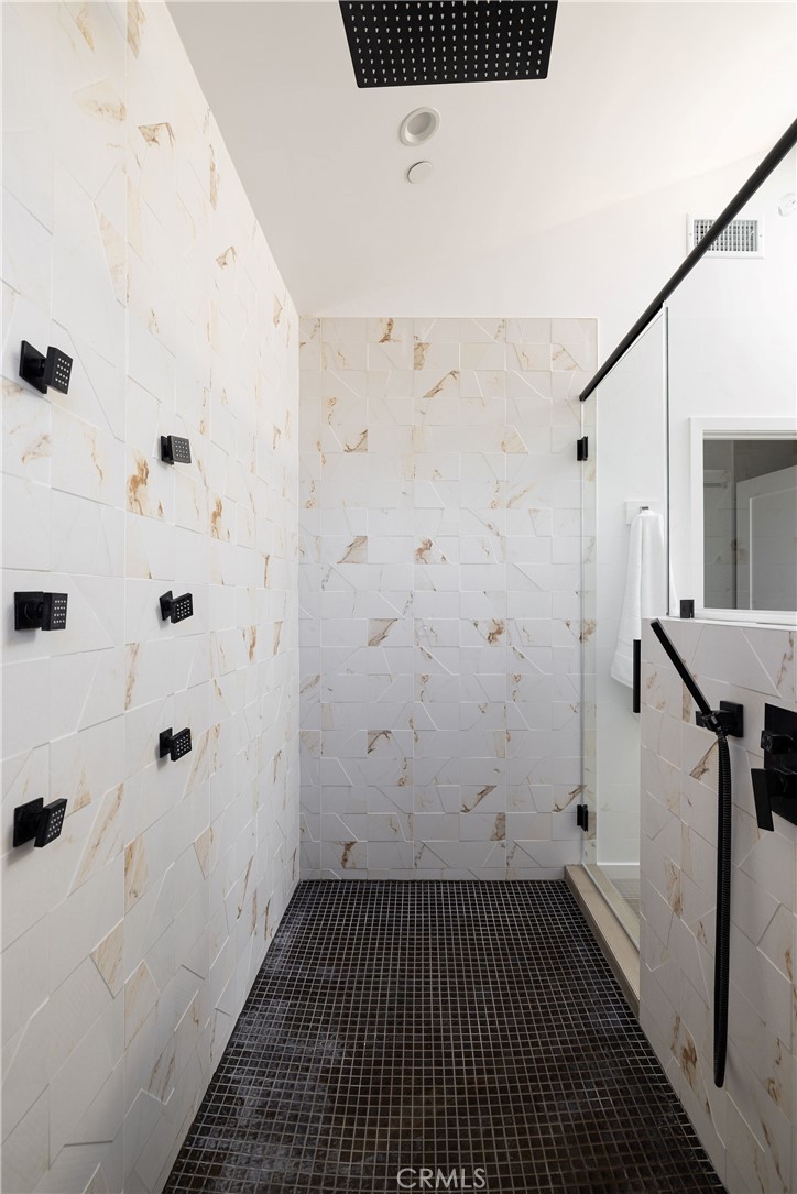 The Hill (TH) - Residential