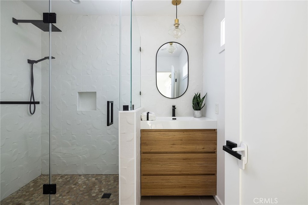 The Hill (TH) - Residential