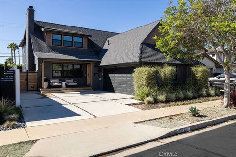 Photo of 1230 Crystal Cove Way, Seal Beach, CA 90740 (MLS # NP25129978)