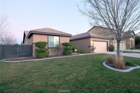 Photo of 44638 Painted Desert St, Lancaster, CA 93536 (MLS # SR26013216)