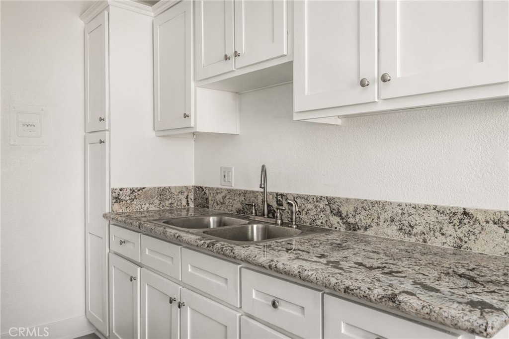 Santa Ana - Residential Lease
