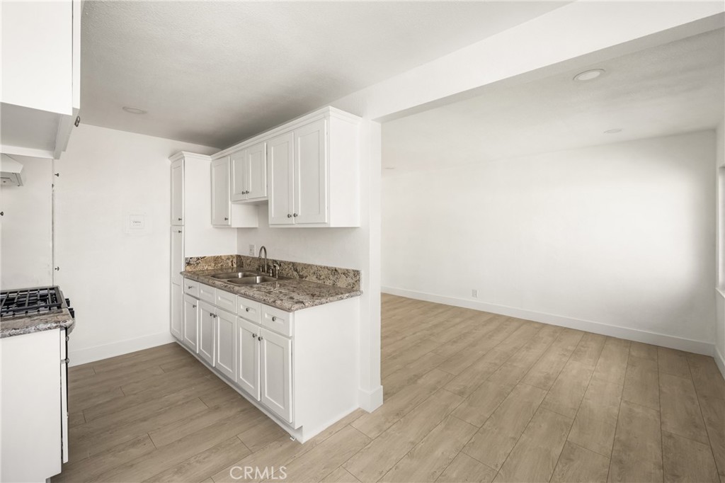Santa Ana - Residential Lease
