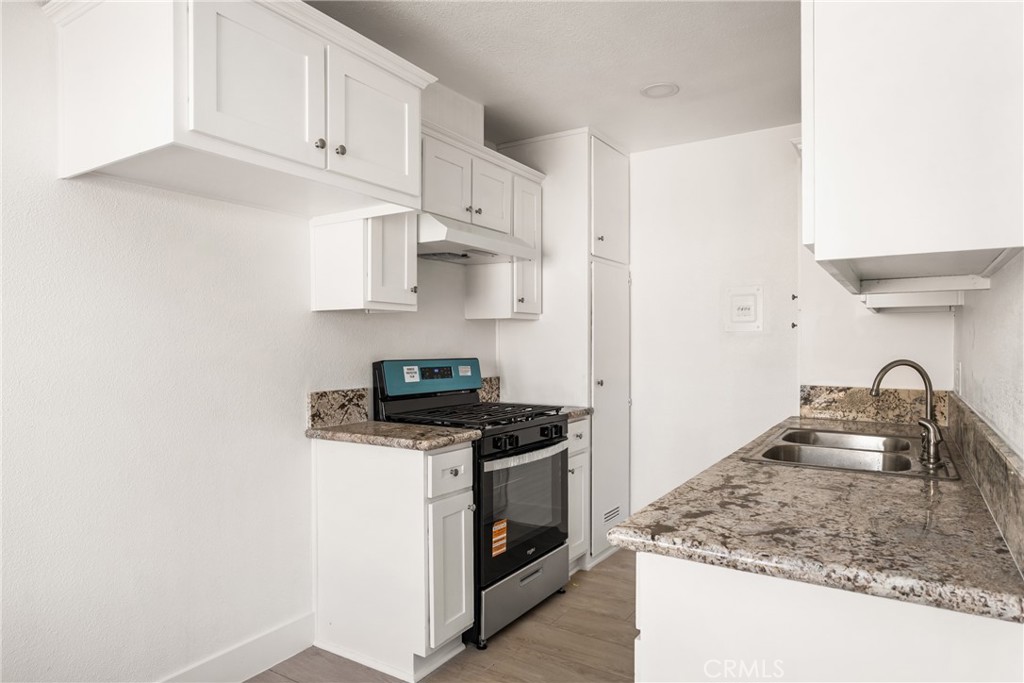 Santa Ana - Residential Lease