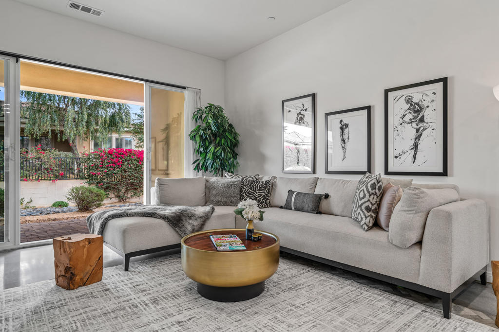 Villa Portofino - Residential