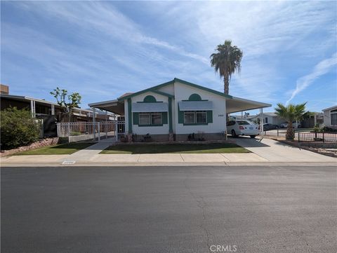 Photo of 2000 Breezeway Drive, Bakersfield, CA 93306 (MLS # CV26073764)