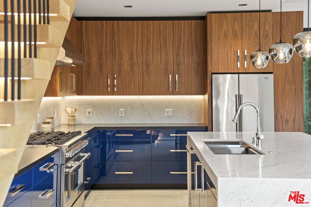 Photo of 212 Bay Street #102, Santa Monica, CA 90405 (MLS # 25610579)