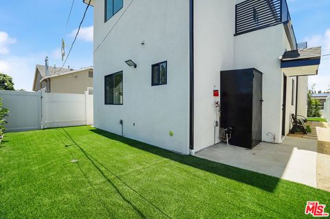 Tiny photo for 7642 orion Street, Van Nuys, CA 91406 (MLS # 25591163)