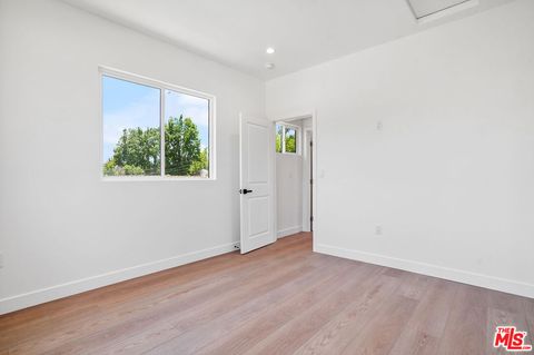 Tiny photo for 7642 orion Street, Van Nuys, CA 91406 (MLS # 25591163)