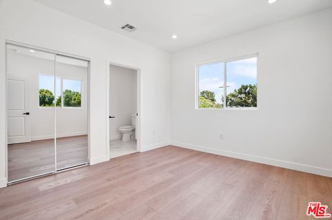 Tiny photo for 7642 orion Street, Van Nuys, CA 91406 (MLS # 25591163)