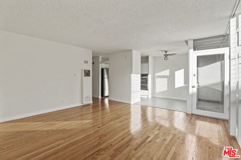 Photo of 11131 ROSE Avenue #11, Los Angeles, CA 90034 (MLS # 26867633)