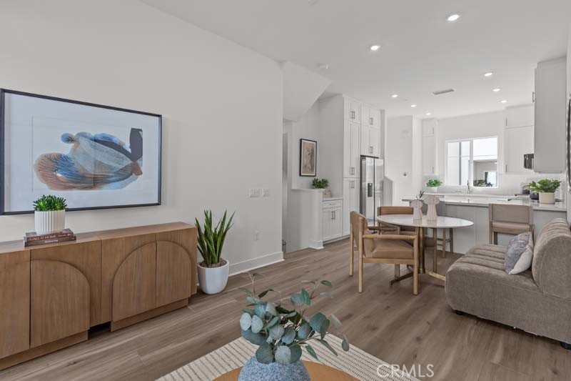 7255 Aura Circle
