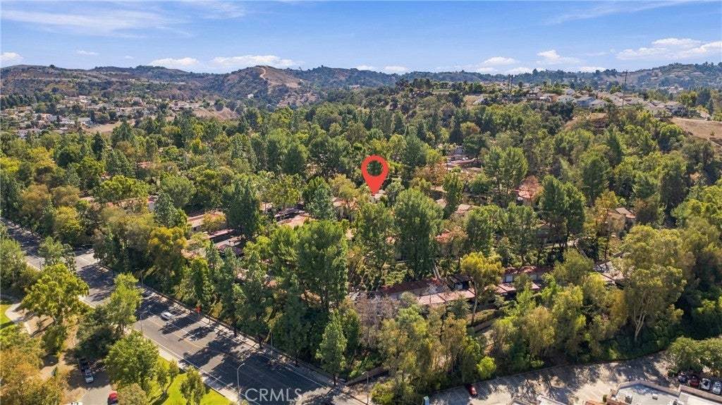 22719 Lakeway 402