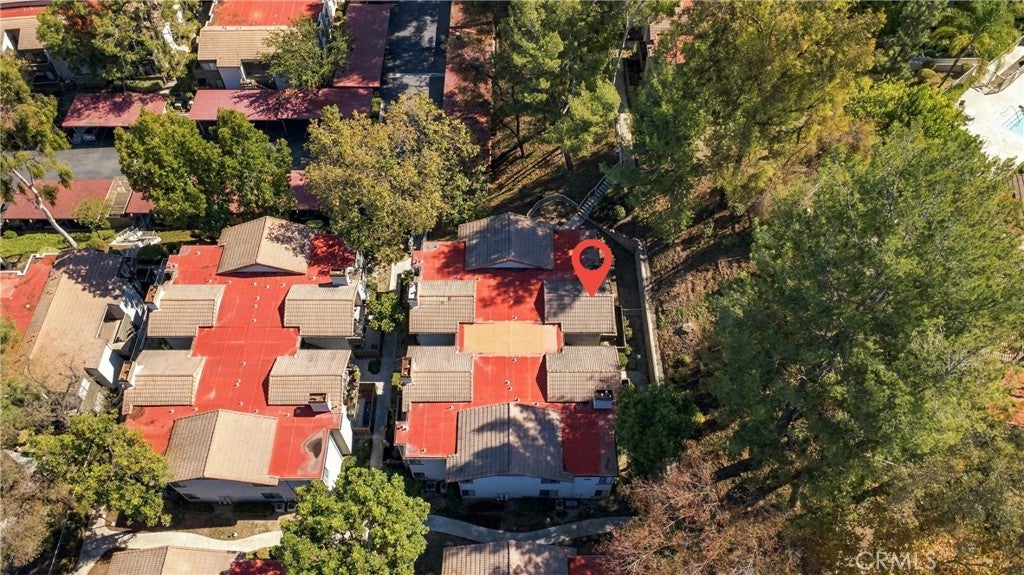 22719 Lakeway 402