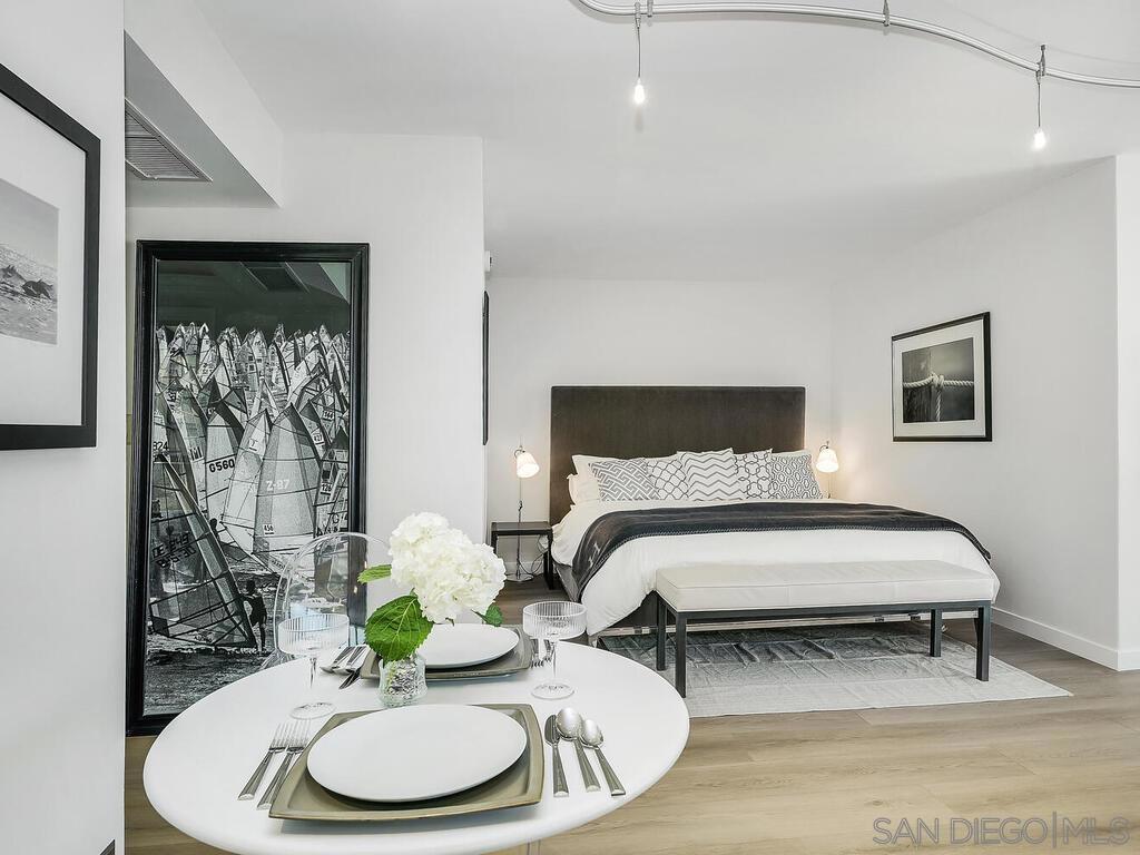 Coronado Shores - Residential