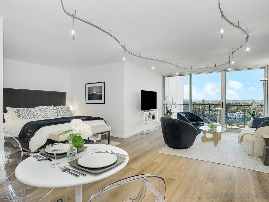 Coronado Shores - Residential