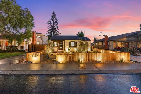 Photo of 6460 W 82nd Street, Los Angeles, CA 90045 (MLS # 26633077)