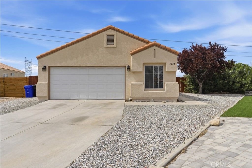 Photo of 13628 Monterey Court, Victorville, CA 92392 (MLS # CV26066959)