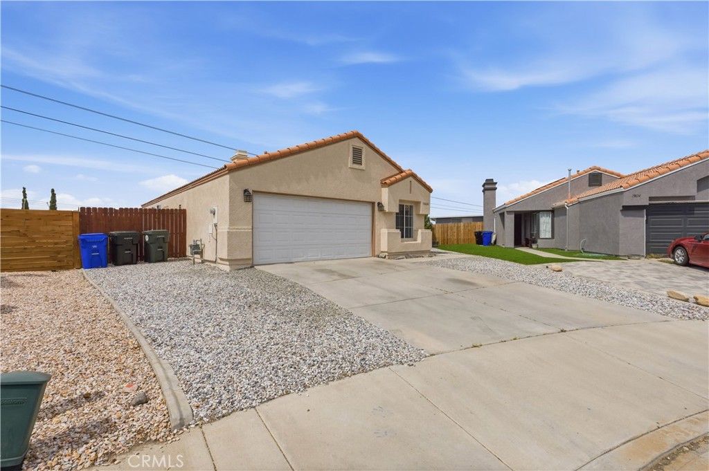 Photo of 13628 Monterey Court, Victorville, CA 92392 (MLS # CV26066959)