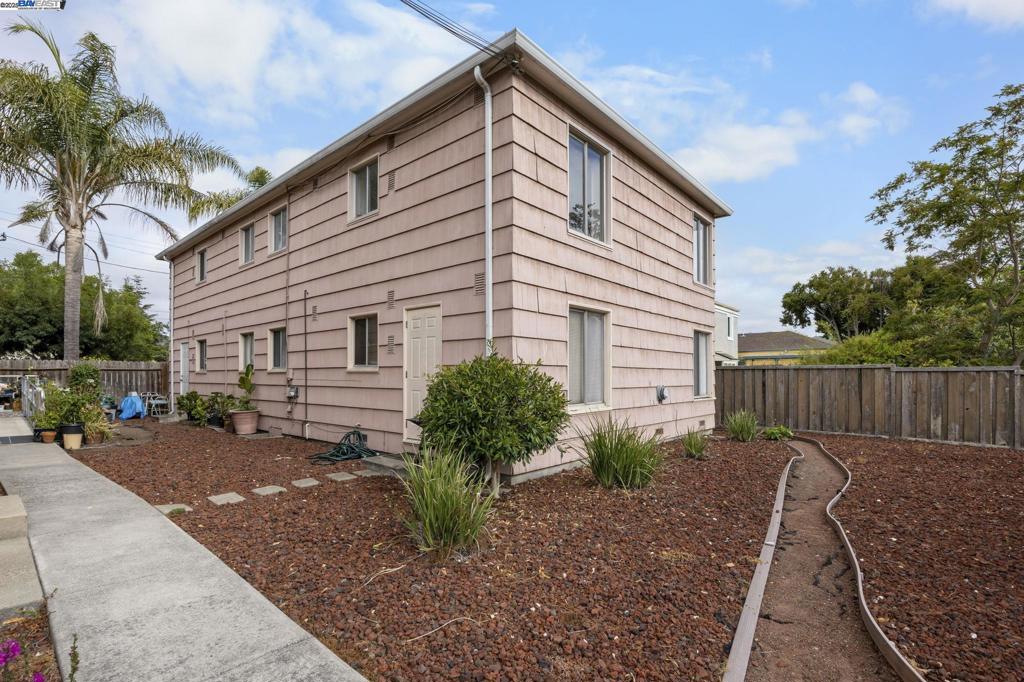 SOUTH BERKELEY - Residential Income
