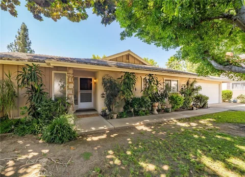 2549 College Lane, La Verne, CA 91750 - MLS#: CV26187984