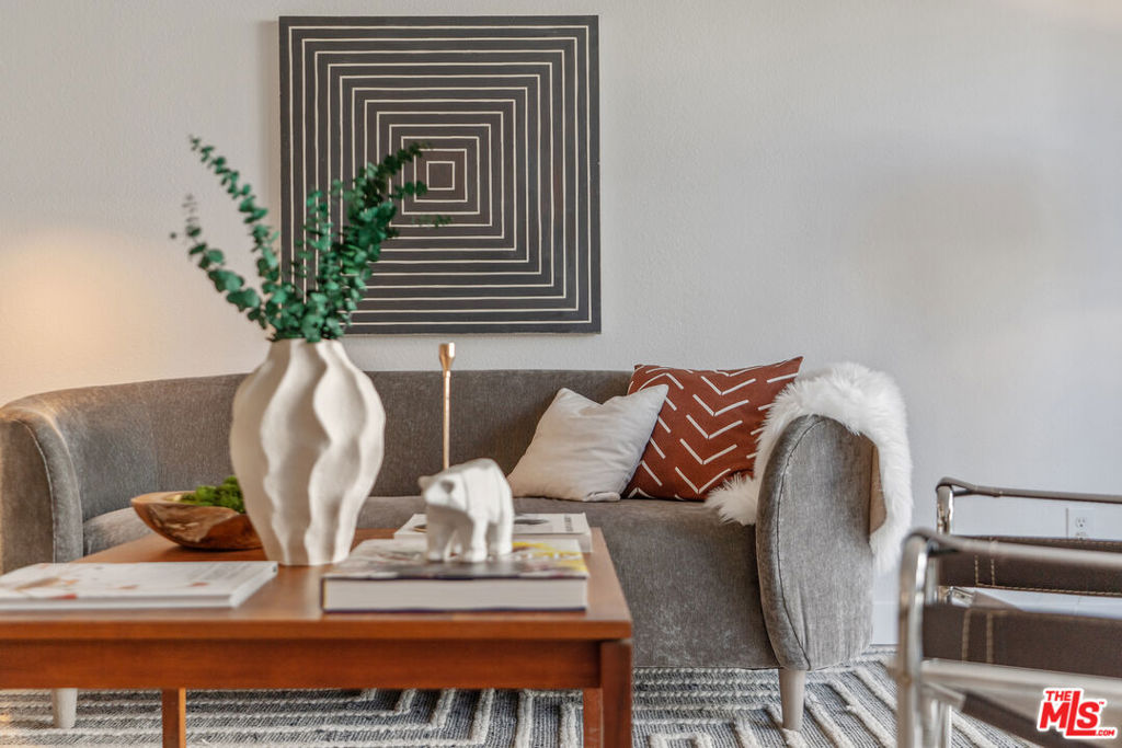 4900 Overland Avenue 243