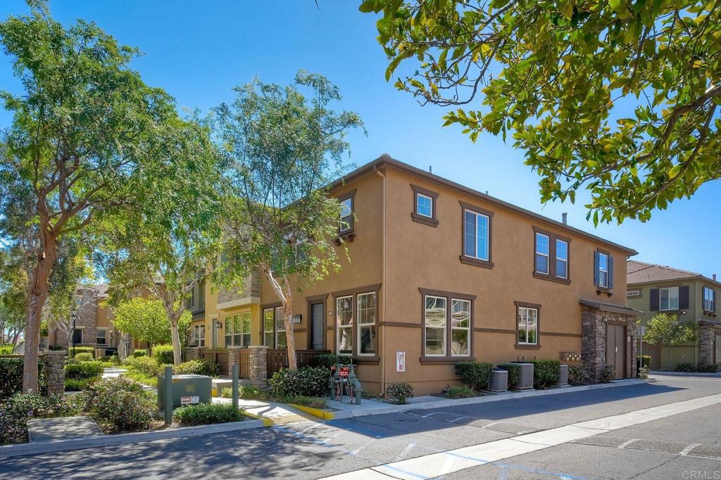 10653 Golden Willow 143